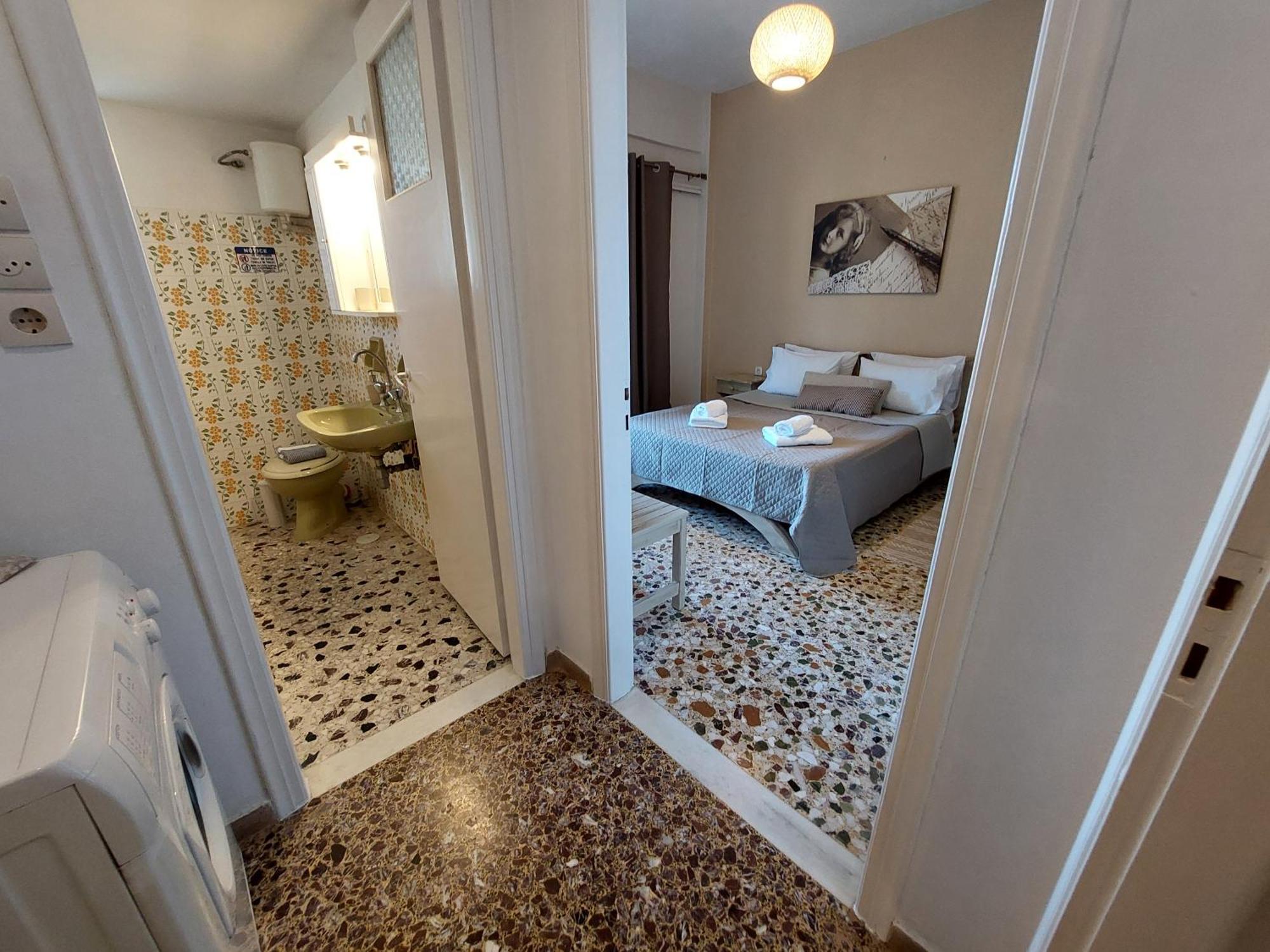 Lourantos Studios & Apartments Vathy  Exterior photo
